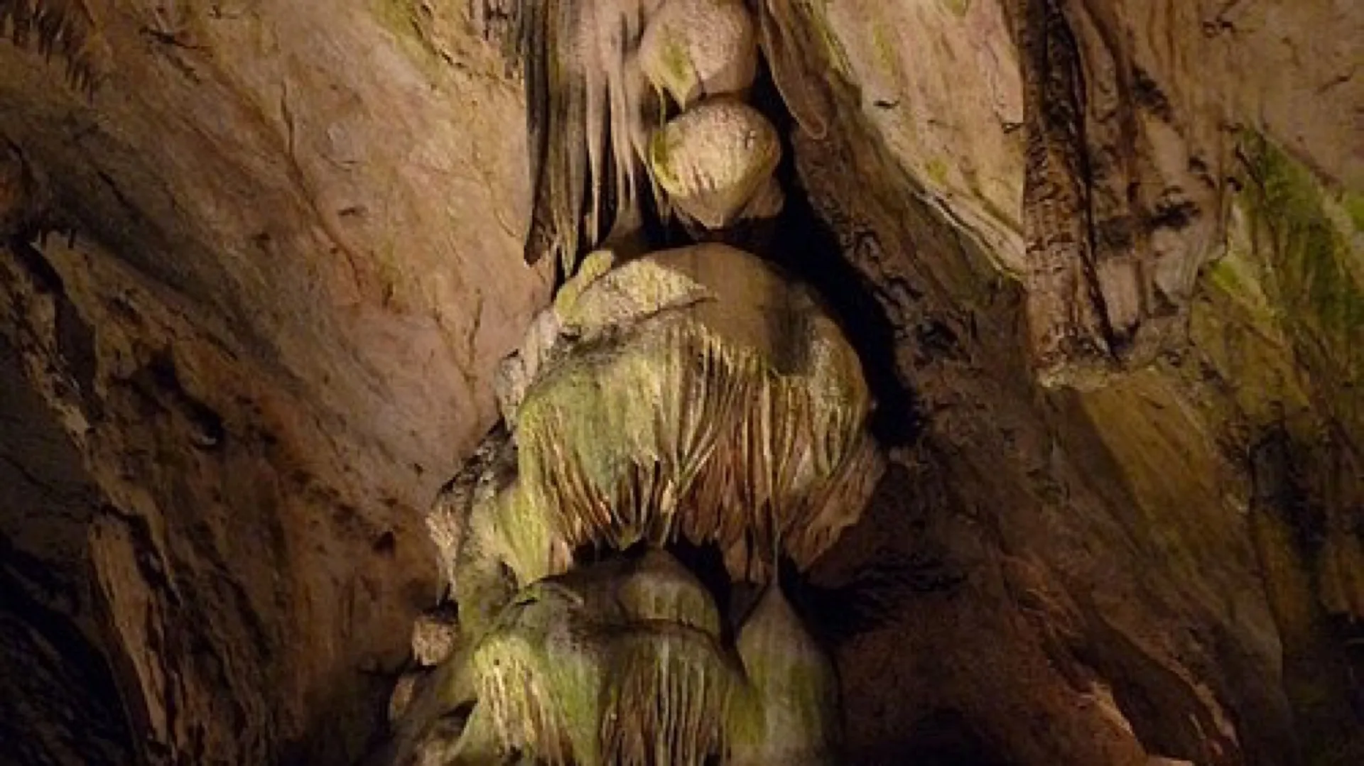 Magura Cave & Prehistoric Paintings